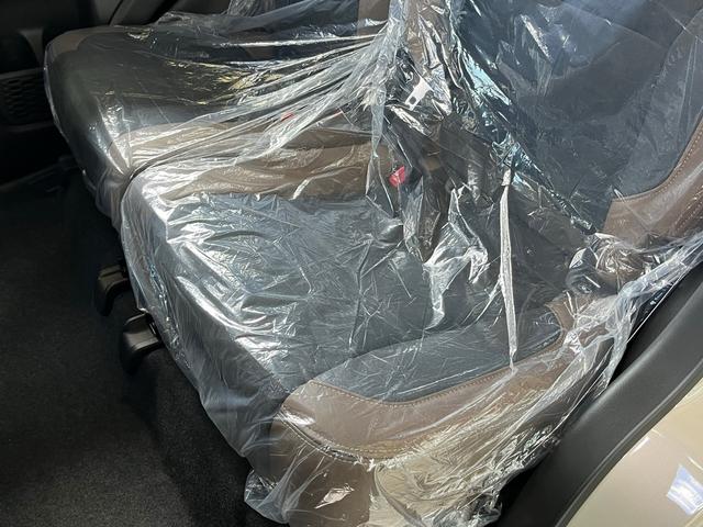 クロスビー ハイブリッドMZ ブラウンアクセントパッケージ装着車 全方位カメラ LEDヘッドライト コーナーセンサー レーンキープアシスト 衝突被害軽減ブレーキ スマートキー USB 純正AW (ベージュブラック)(46枚目)