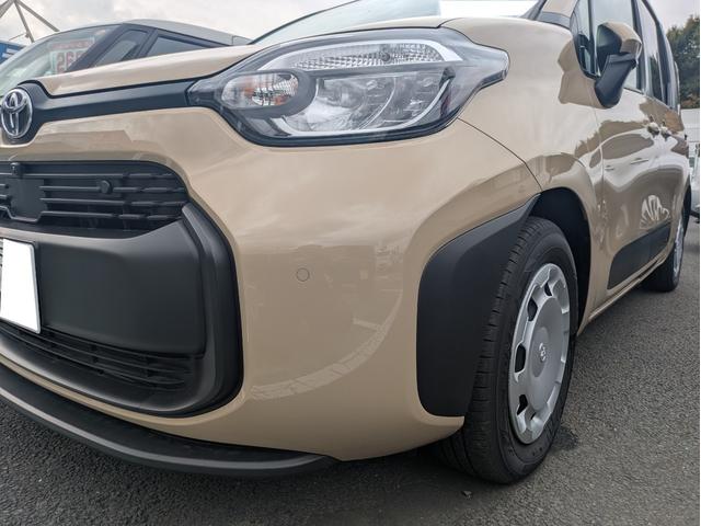 シエンタ ハイブリッドＧ　登録済未使用車　１０．５インチディスプレイオーディオレＰＬＵＳ　ＥＴＣ２．０　ドラレコ前後　シートヒーター（6枚目）