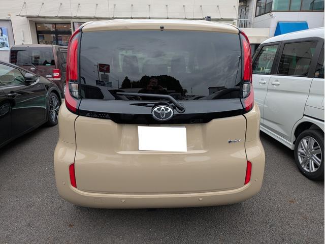 シエンタ ハイブリッドＧ　登録済未使用車　１０．５インチディスプレイオーディオレＰＬＵＳ　ＥＴＣ２．０　ドラレコ前後　シートヒーター（12枚目）