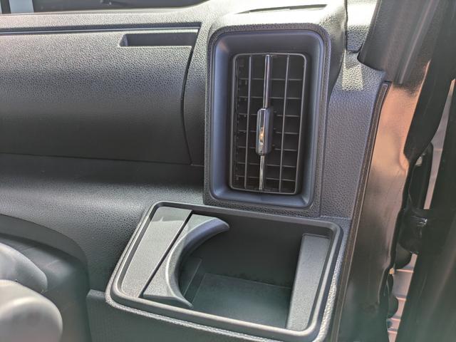 タント カスタムＸ　届出済未使用車（33枚目）