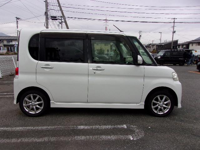 タント Gスペシャル 4WD 助手席側パワースライドドア 地デジナビ キーフリー ベンチシート(7枚目)