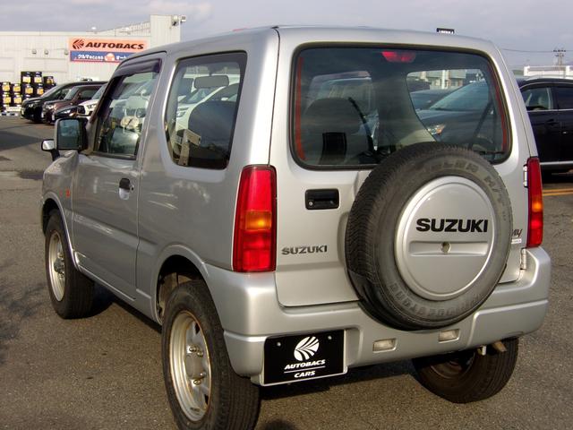 ジムニー ＸＧ　切替４ＷＤ　５速ＭＴ　ターボ　ＣＤステレオ　ライトレベライザー（4枚目）