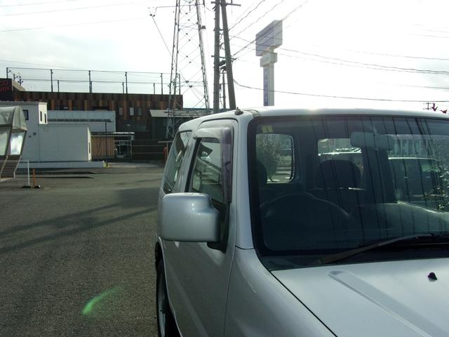 ジムニー ＸＧ　切替４ＷＤ　５速ＭＴ　ターボ　ＣＤステレオ　ライトレベライザー（11枚目）