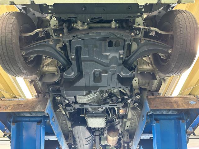 エブリイワゴン ＪＰターボ　２ＷＤ　ハイルーフ　ＡＡＣ　スマートキー　パワーウィンドウ　パワーステアリング　衝突安全ボディ　衝突被害軽減システム　ＡＢＳ　横滑り防止　運転席エアバッグ　助手席エアバッグ　ベンチシート　フルフラット（7枚目）