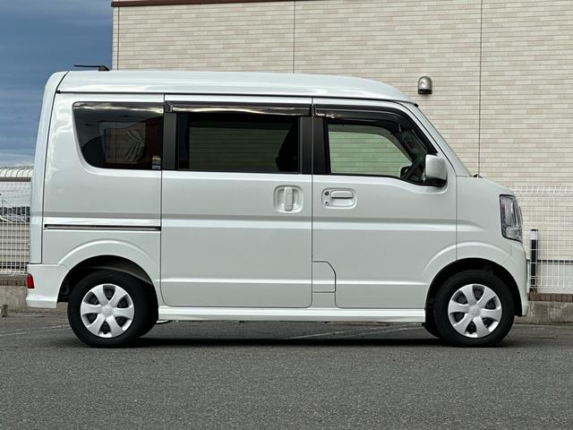 エブリイワゴン ＪＰターボ　２ＷＤ　ハイルーフ　ＡＡＣ　スマートキー　パワーウィンドウ　パワーステアリング　衝突安全ボディ　衝突被害軽減システム　ＡＢＳ　横滑り防止　運転席エアバッグ　助手席エアバッグ　ベンチシート　フルフラット（21枚目）