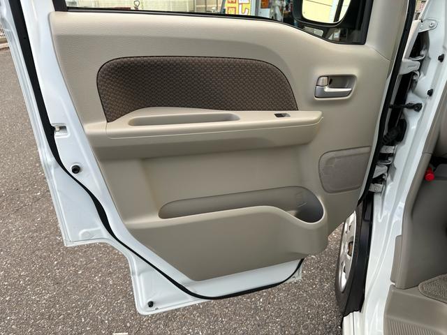 エブリイワゴン ＪＰターボ　２ＷＤ　ハイルーフ　ＡＡＣ　スマートキー　パワーウィンドウ　パワーステアリング　衝突安全ボディ　衝突被害軽減システム　ＡＢＳ　横滑り防止　運転席エアバッグ　助手席エアバッグ　ベンチシート　フルフラット（31枚目）