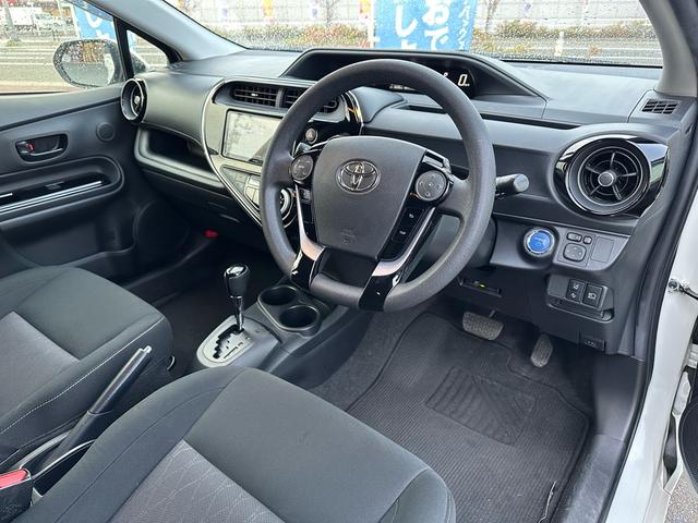 アクア Ｓスタイルブラック　トヨタセーフティーセンス　衝突被害軽減システム　盗難防止システム　ナビ　バックカメラ　ＥＴＣ　ＬＥＤヘッドライト　スマートキー（28枚目）