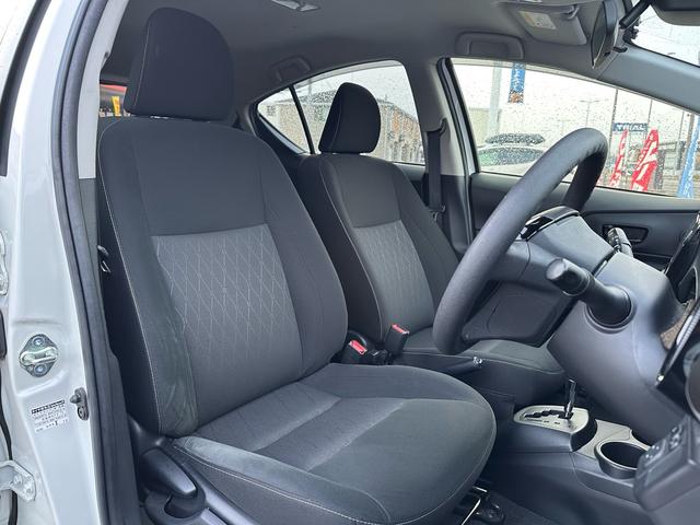 アクア Ｓスタイルブラック　トヨタセーフティーセンス　衝突被害軽減システム　盗難防止システム　ナビ　バックカメラ　ＥＴＣ　ＬＥＤヘッドライト　スマートキー（31枚目）