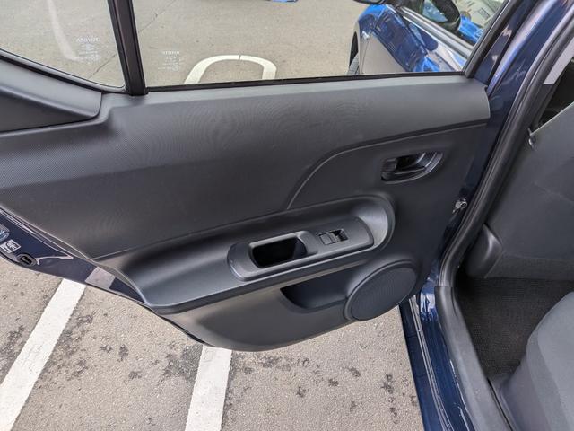 アクア Sスタイルブラック 2WD トヨタセーフティセンス 純正フルセグナビ バックカメラ ETC 前後ドライブレコーダー オートライト スマートキー プッシュスタート(44枚目)