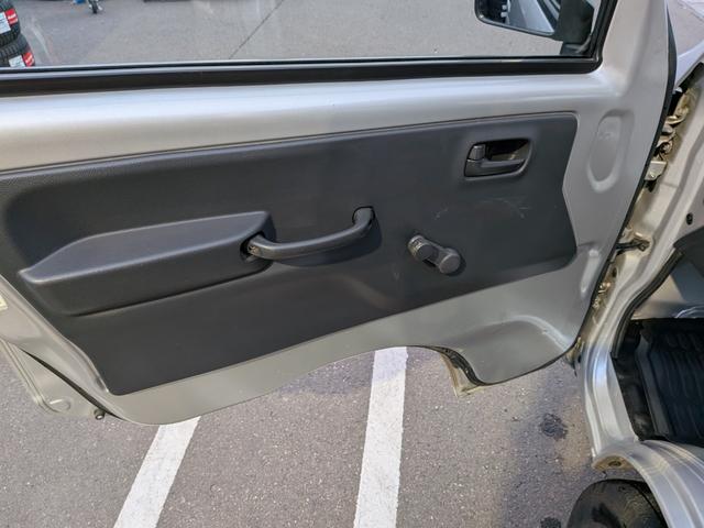 キャリイトラック ＫＣエアコン・パワステ　５速マニュアル　４ＷＤ　エアコン　パワステ（33枚目）