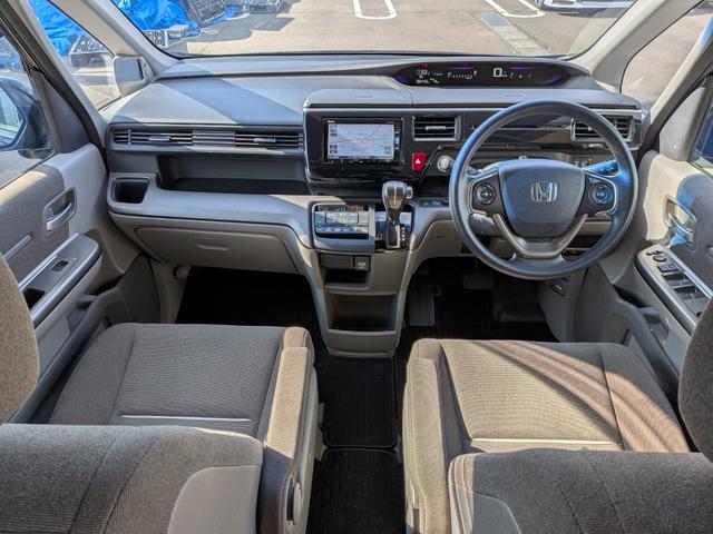 車内空間は広々！キズ・スレなど少なくキレイです！