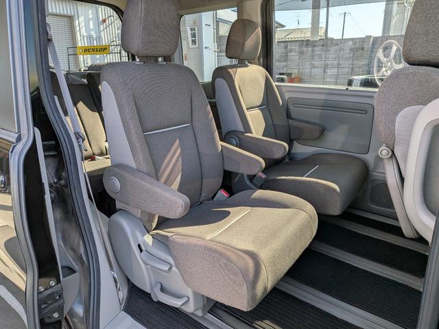 今話題のカーリース、税金や保険、車検やメンテナンス、豊富なカー用品すべて入ってで、月々定額！！　リース期間満了後は乗換・返却・再リース・買い取りの４つのプランから選べます！