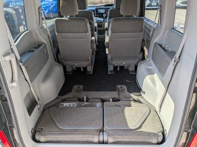 無料の基本保証に加えて、安心プラス保証（有料）もご準備しています！国産車はもちろん輸入車のプランもございます、くわしくは販売員までお問い合わせ下さい。