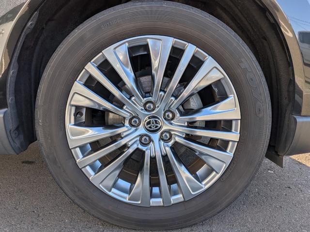 ハリアーハイブリッド Ｚ　純正フルセグナビ　ＪＢＬ　バックモニター　ＥＴＣ２．０　純正ドラレコ　電動リアゲート　衝突被害軽減システム　デジタルインナーミラー　クルーズコントロール　純正１９インチアルミ　ＬＥＤヘッドライト（16枚目）