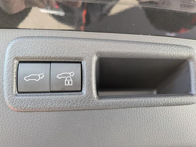 ハリアーハイブリッド Ｚ　純正フルセグナビ　ＪＢＬ　バックモニター　ＥＴＣ２．０　純正ドラレコ　電動リアゲート　衝突被害軽減システム　デジタルインナーミラー　クルーズコントロール　純正１９インチアルミ　ＬＥＤヘッドライト（52枚目）