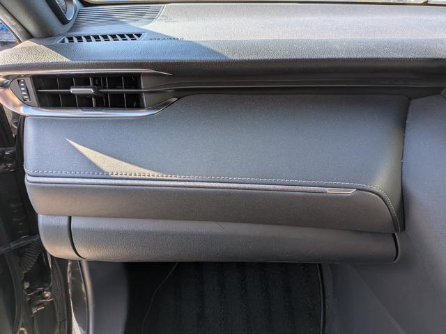 ハリアーハイブリッド Ｚ　純正フルセグナビ　ＪＢＬ　バックモニター　ＥＴＣ２．０　純正ドラレコ　電動リアゲート　衝突被害軽減システム　デジタルインナーミラー　クルーズコントロール　純正１９インチアルミ　ＬＥＤヘッドライト（58枚目）