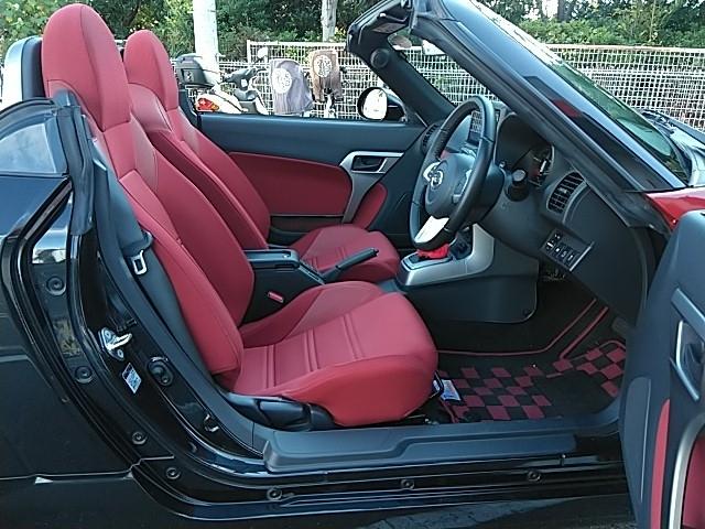 コペン エクスプレイ ワンオーナー キーレス フルセグ ナビ&TV アイドリングストップ エアバッグ オートマ フル装備 助手席エアバッグ ETC バックカメラ スマートキー 横滑り防止機能 シートヒーター(10枚目)