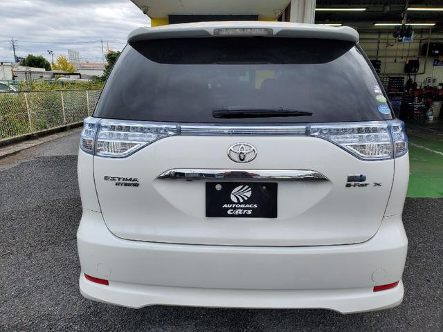 エスティマハイブリッド Ｘ　両側電動スライド　キーレス　フルセグ　ナビ＆ＴＶ　１７アルミホイール　乗車定員８人　エアバッグ　オートマ　フル装備　助手席エアバッグ　ＨＩＤヘッドライト　ＥＴＣ　バックカメラ　スマートキー（11枚目）