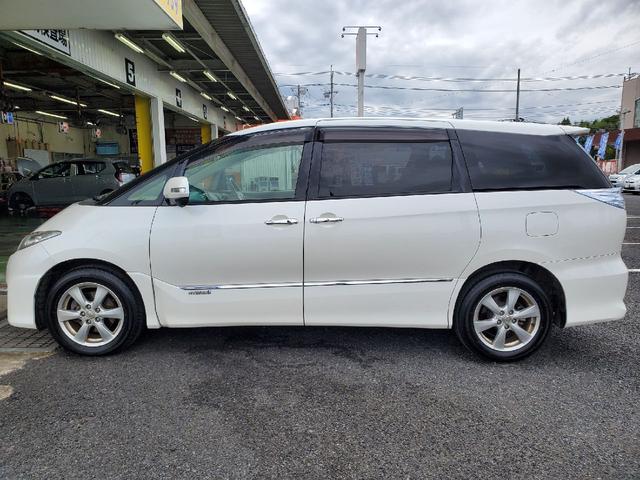 エスティマハイブリッド Ｘ　両側電動スライド　キーレス　フルセグ　ナビ＆ＴＶ　１７アルミホイール　乗車定員８人　エアバッグ　オートマ　フル装備　助手席エアバッグ　ＨＩＤヘッドライト　ＥＴＣ　バックカメラ　スマートキー（12枚目）