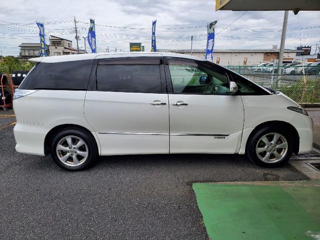 エスティマハイブリッド Ｘ　両側電動スライド　キーレス　フルセグ　ナビ＆ＴＶ　１７アルミホイール　乗車定員８人　エアバッグ　オートマ　フル装備　助手席エアバッグ　ＨＩＤヘッドライト　ＥＴＣ　バックカメラ　スマートキー（13枚目）