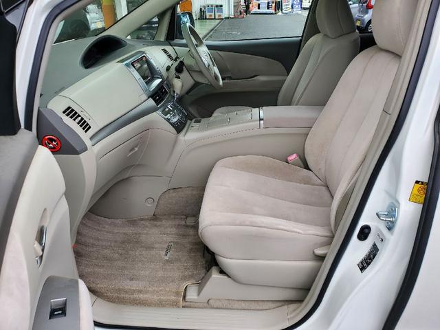 エスティマハイブリッド Ｘ　両側電動スライド　キーレス　フルセグ　ナビ＆ＴＶ　１７アルミホイール　乗車定員８人　エアバッグ　オートマ　フル装備　助手席エアバッグ　ＨＩＤヘッドライト　ＥＴＣ　バックカメラ　スマートキー（15枚目）