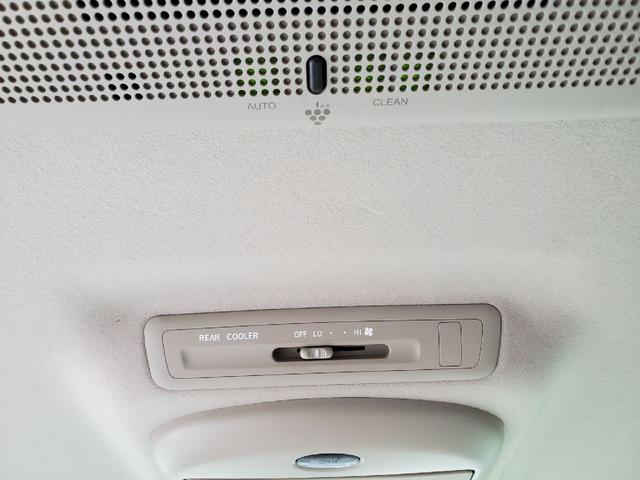 エスティマハイブリッド Ｘ　両側電動スライド　キーレス　フルセグ　ナビ＆ＴＶ　１７アルミホイール　乗車定員８人　エアバッグ　オートマ　フル装備　助手席エアバッグ　ＨＩＤヘッドライト　ＥＴＣ　バックカメラ　スマートキー（21枚目）