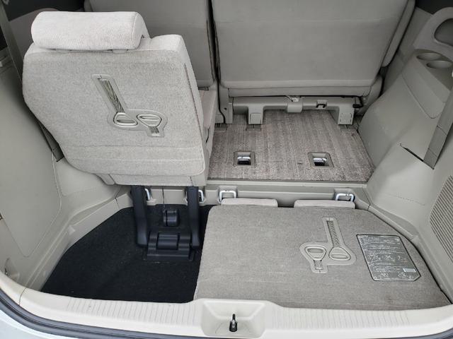 エスティマハイブリッド Ｘ　両側電動スライド　キーレス　フルセグ　ナビ＆ＴＶ　１７アルミホイール　乗車定員８人　エアバッグ　オートマ　フル装備　助手席エアバッグ　ＨＩＤヘッドライト　ＥＴＣ　バックカメラ　スマートキー（29枚目）