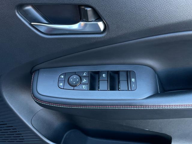 オーラ ニスモ ワンオーナー/プロパイロット/アラウンドビューモニター/クリアランスソナー/ブラインドスポットモニター/デジタルインナーミラー/前席シートヒーター/ステアリングヒーター/おくだけ充電器/ETC2.0(13枚目)