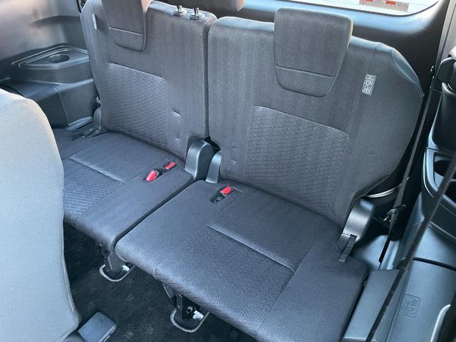 ノア ハイブリッドＳ－Ｇ　ワンオーナー　ナビＴＶ　ＤＶＤ　ＥＴＣ　バックカメラ　追従クルーズコントロール　レーンアシスト　衝突被害軽減ブレーキ　両側スライド・片側電動　オートハイビーム　ＬＥＤヘッドランプ　スマートキー（70枚目）