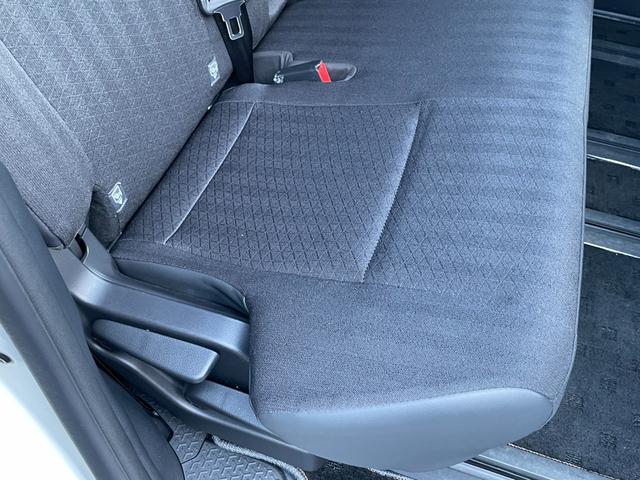 ノア ハイブリッドＳ－Ｇ　ワンオーナー　ナビＴＶ　ＤＶＤ　ＥＴＣ　バックカメラ　追従クルーズコントロール　レーンアシスト　衝突被害軽減ブレーキ　両側スライド・片側電動　オートハイビーム　ＬＥＤヘッドランプ　スマートキー（79枚目）