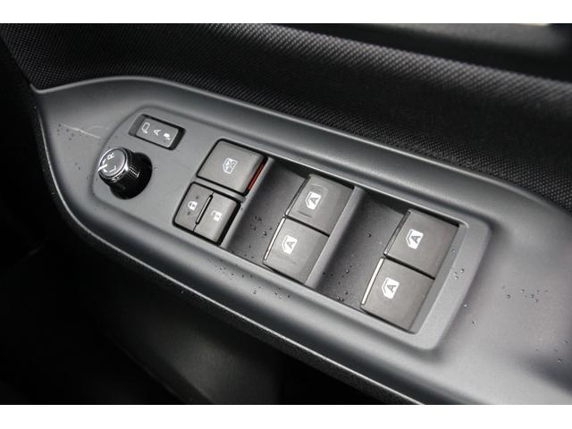 ノア Si ナビ TV ETC バックカメラ 両側スライド・片側電動 LEDヘッドランプ スマートキー アルミホイール アイドリングストップ 電動格納ミラー(12枚目)