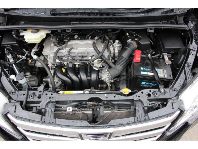 ノア Si ナビ TV ETC バックカメラ 両側スライド・片側電動 LEDヘッドランプ スマートキー アルミホイール アイドリングストップ 電動格納ミラー(30枚目)