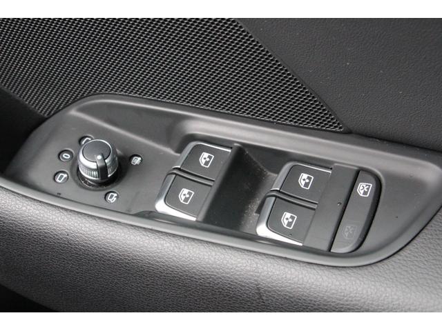 A3 スポーツバック30TFSI スポーツ バックカメラ ナビ クリアランスソナー オートクルーズコントロール 衝突被害軽減システム アルミホイール オートライト HID パワーシート スマートキー アイドリングストップ(11枚目)