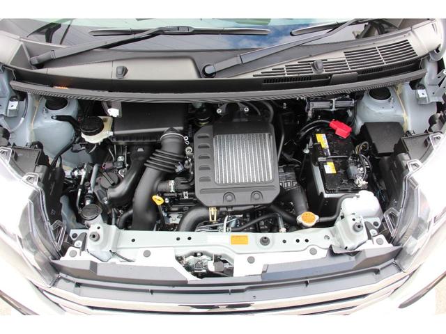 ルーミー カスタムＧ－Ｔ　ＴＲＤ　ＧＲエアロ　パノラミックビュー　両側電動スライドドア　クリアランスソナー　オートクルーズコントロール　衝突被害軽減システム　オートライト　ＬＥＤヘッドランプ　スマートキー　アイドリングストップ（72枚目）