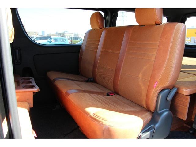 ハイエースバン スーパーＧＬ　ダークプライムＩＩ　ベッドキット　シートカバー　全周囲カメラ　ナビ　ＴＶ　ＥＴＣ　両側パワースライドドア　レーンアシスト　衝突被害軽減システム　オートマチックハイビーム　スマートキー　電動格納ミラー（56枚目）