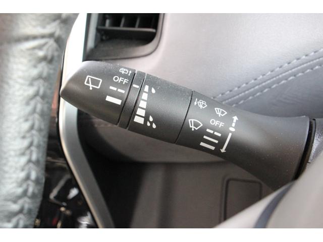 セレナ ｅ－パワー　ハイウェイスターＶ　ワンオーナー　プロパイロット　アラウンドビューモニター　ナビ　ＴＶ　クリアランスソナー　両側電動スライドドア　オートライト　ＬＥＤヘッドランプ　スマートキー（6枚目）