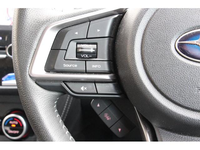 インプレッサスポーツ 2.0i-Lアイサイト ワンオーナー 4WD ETC バックカメラ ナビ TV オートクルーズコントロール レーンアシスト 衝突被害軽減システム アルミホイール オートライト スマートキー アイドリングストップ(4枚目)