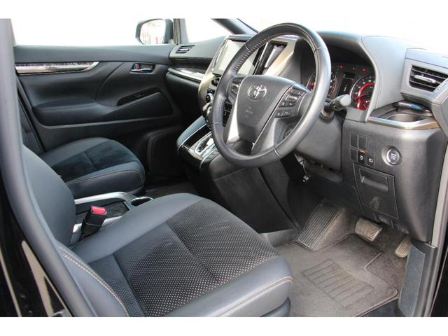 アルファード ２．５Ｓ　タイプゴールドＩＩ　サンルーフ　バックカメラ　ナビ　クリアランスソナー　オートクルーズコントロール　レーンアシスト　衝突被害軽減システム　両側電動スライドドア　オートマチックハイビーム　ＬＥＤヘッドランプ（40枚目）