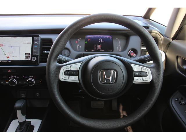 フィット ホーム ワンオーナー アルミホイール ETC バックカメラ ナビ TV クリアランスソナー オートクルーズコントロール レーンアシスト 衝突被害軽減システム オートライト LEDヘッドランプ(3枚目)