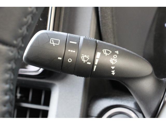 シエンタ Ｚ　セーフティセンス　ドライブレコーダー　ＥＴＣ　全周囲カメラ　ナビ　クリアランスソナー　オートクルーズコントロール　レーンアシスト　両側電動スライドドア　オートマチックハイビーム　オートライト（8枚目）