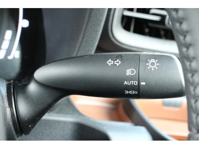 シエンタ Ｚ　セーフティセンス　ドライブレコーダー　ＥＴＣ　全周囲カメラ　ナビ　クリアランスソナー　オートクルーズコントロール　レーンアシスト　両側電動スライドドア　オートマチックハイビーム　オートライト（9枚目）