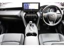 毎回座るフロントシート。運転席は必ず使用する部分ですので、座り心地が重要です!