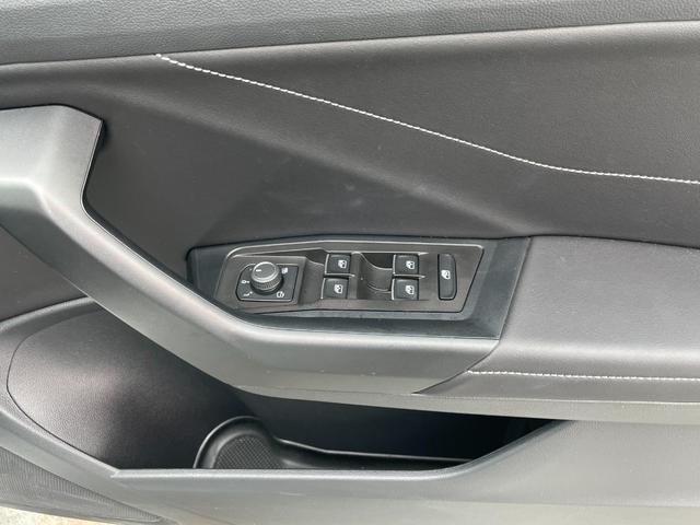 T-ロック TSI スタイル ドライブレコーダー バックカメラ クリアランスソナー 追従クルーズコントロール パークアシスト 衝突被害軽減システム ナビ オートライト LEDヘッドランプ ヘッドライトウォッシャー アルミホイール(13枚目)