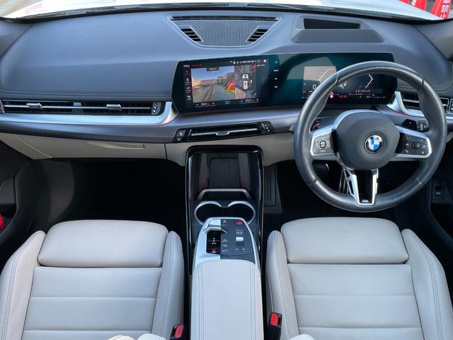 Ｘ１ ｘＤｒｉｖｅ　２０ｉ　Ｍスポーツ　ワンオーナー　４ＷＤ　ＥＴＣ　全周囲カメラ　クリアランスソナー　オートクルーズコントロール　レーンアシスト　パワーシート　衝突被害軽減システム　ナビ　ＬＥＤヘッドランプ　ＨＵＤ　電動リアゲート（2枚目）