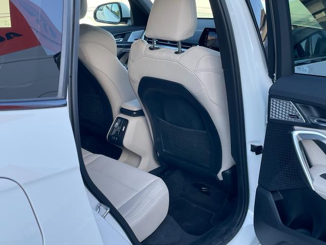 Ｘ１ ｘＤｒｉｖｅ　２０ｉ　Ｍスポーツ　ワンオーナー　４ＷＤ　ＥＴＣ　全周囲カメラ　クリアランスソナー　オートクルーズコントロール　レーンアシスト　パワーシート　衝突被害軽減システム　ナビ　ＬＥＤヘッドランプ　ＨＵＤ　電動リアゲート（33枚目）