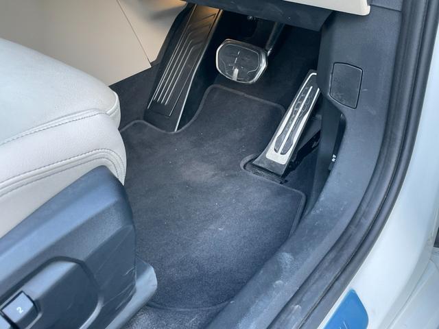 Ｘ１ ｘＤｒｉｖｅ　２０ｉ　Ｍスポーツ　ワンオーナー　４ＷＤ　ＥＴＣ　全周囲カメラ　クリアランスソナー　オートクルーズコントロール　レーンアシスト　パワーシート　衝突被害軽減システム　ナビ　ＬＥＤヘッドランプ　ＨＵＤ　電動リアゲート（60枚目）