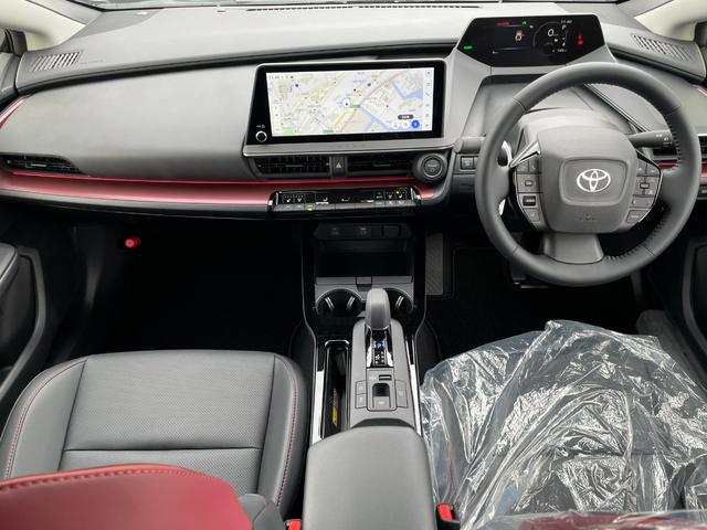 プリウス Z ワンオーナー サイドバイザー フロアマットデラックス デジタルインナーミラー 純正ナビフルセグTV パノラミックビュー ETC2.0 衝突被害軽減ブレーキ ブラインドスポットモニター 追従クルコン(2枚目)