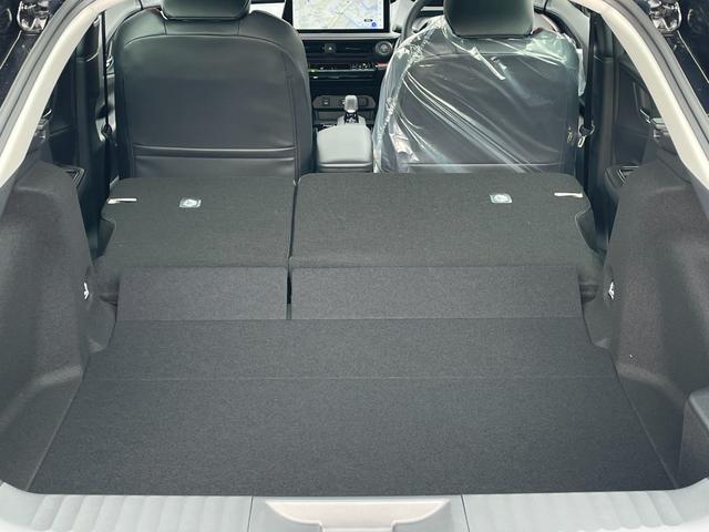 プリウス Z ワンオーナー サイドバイザー フロアマットデラックス デジタルインナーミラー 純正ナビフルセグTV パノラミックビュー ETC2.0 衝突被害軽減ブレーキ ブラインドスポットモニター 追従クルコン(19枚目)