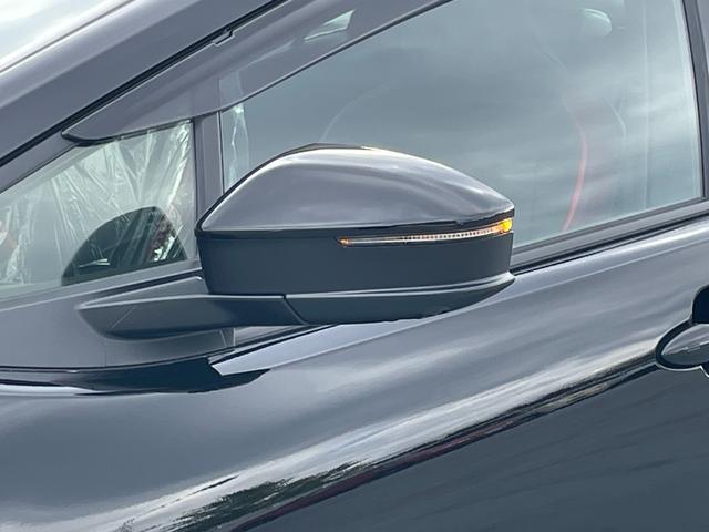 プリウス Z ワンオーナー サイドバイザー フロアマットデラックス デジタルインナーミラー 純正ナビフルセグTV パノラミックビュー ETC2.0 衝突被害軽減ブレーキ ブラインドスポットモニター 追従クルコン(23枚目)