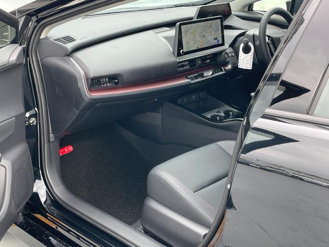 プリウス Z ワンオーナー サイドバイザー フロアマットデラックス デジタルインナーミラー 純正ナビフルセグTV パノラミックビュー ETC2.0 衝突被害軽減ブレーキ ブラインドスポットモニター 追従クルコン(45枚目)